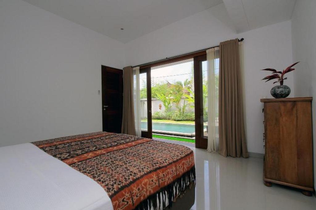 Sekar Agung - Outskirt