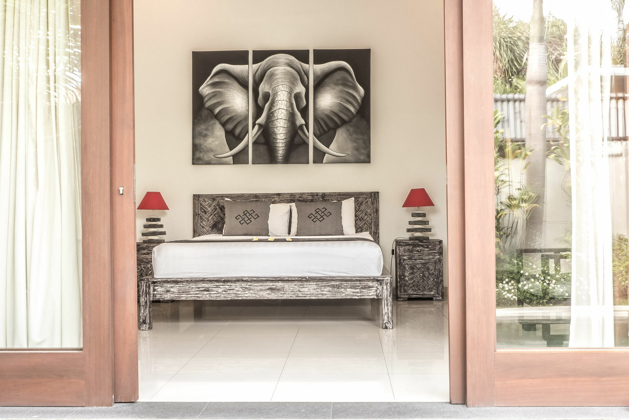 Sekar Agung - Outskirt Villa