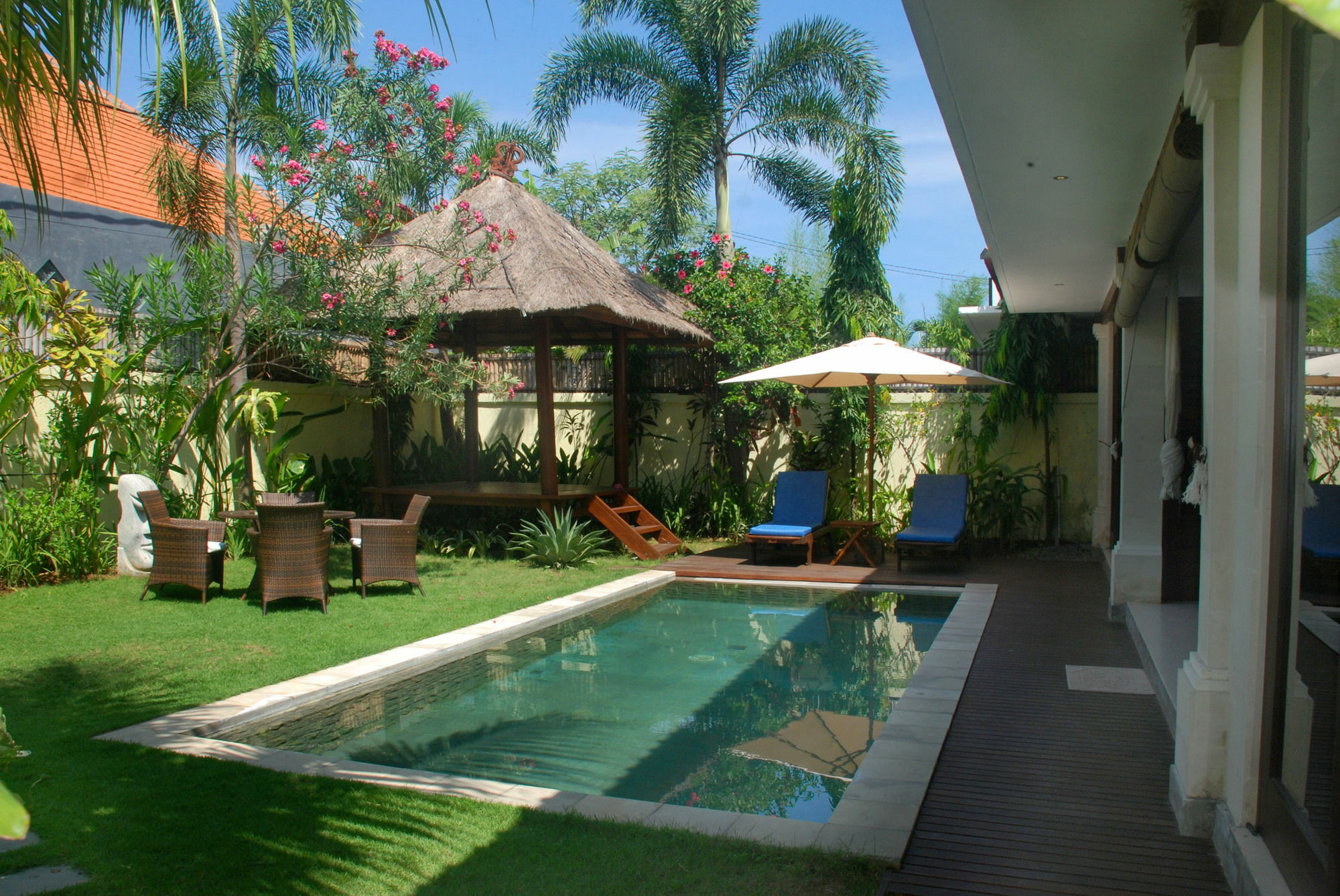 Sekar Agung - Outskirt * Seminyak (Bali)