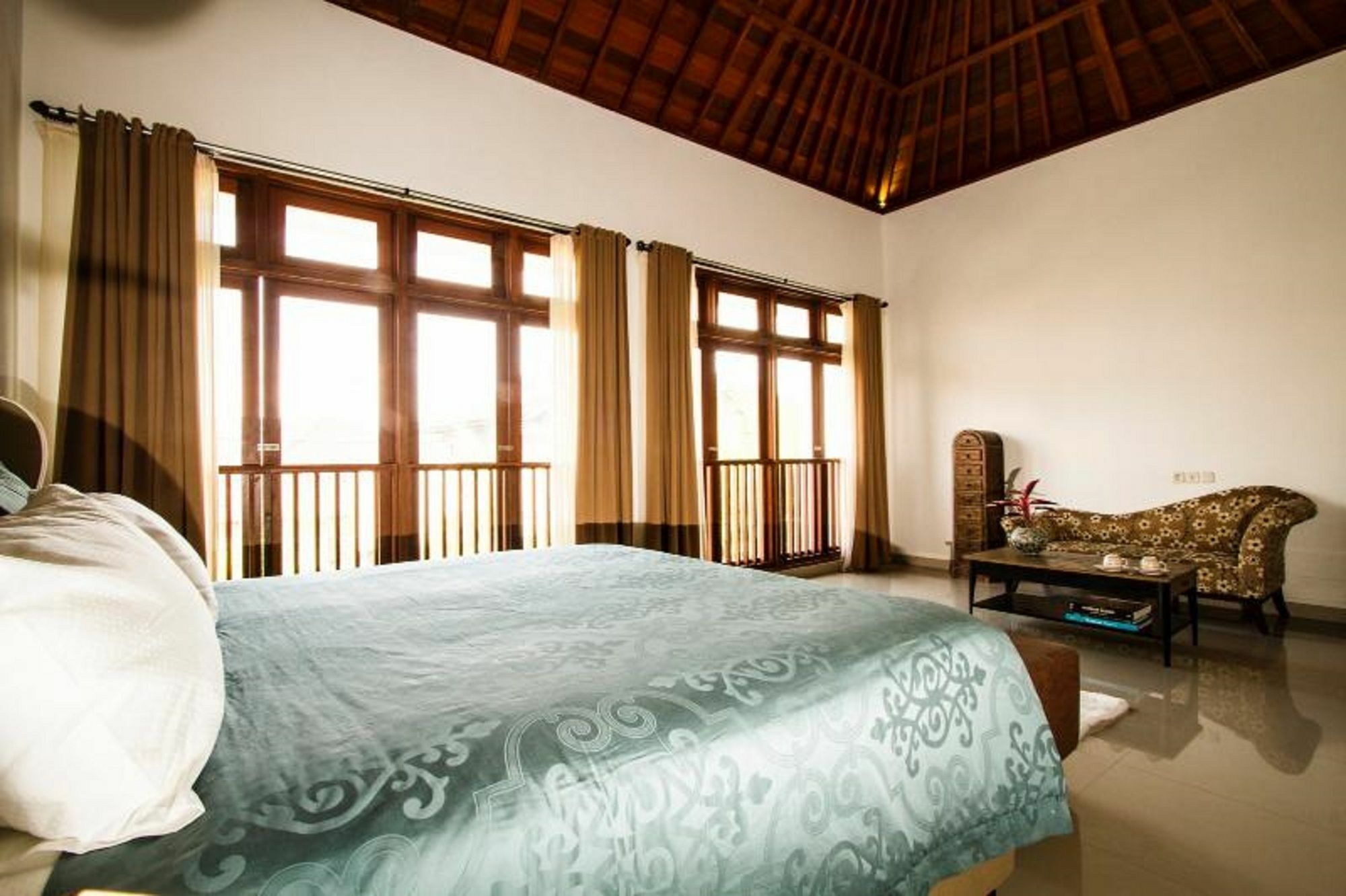 Sekar Agung - Outskirt *