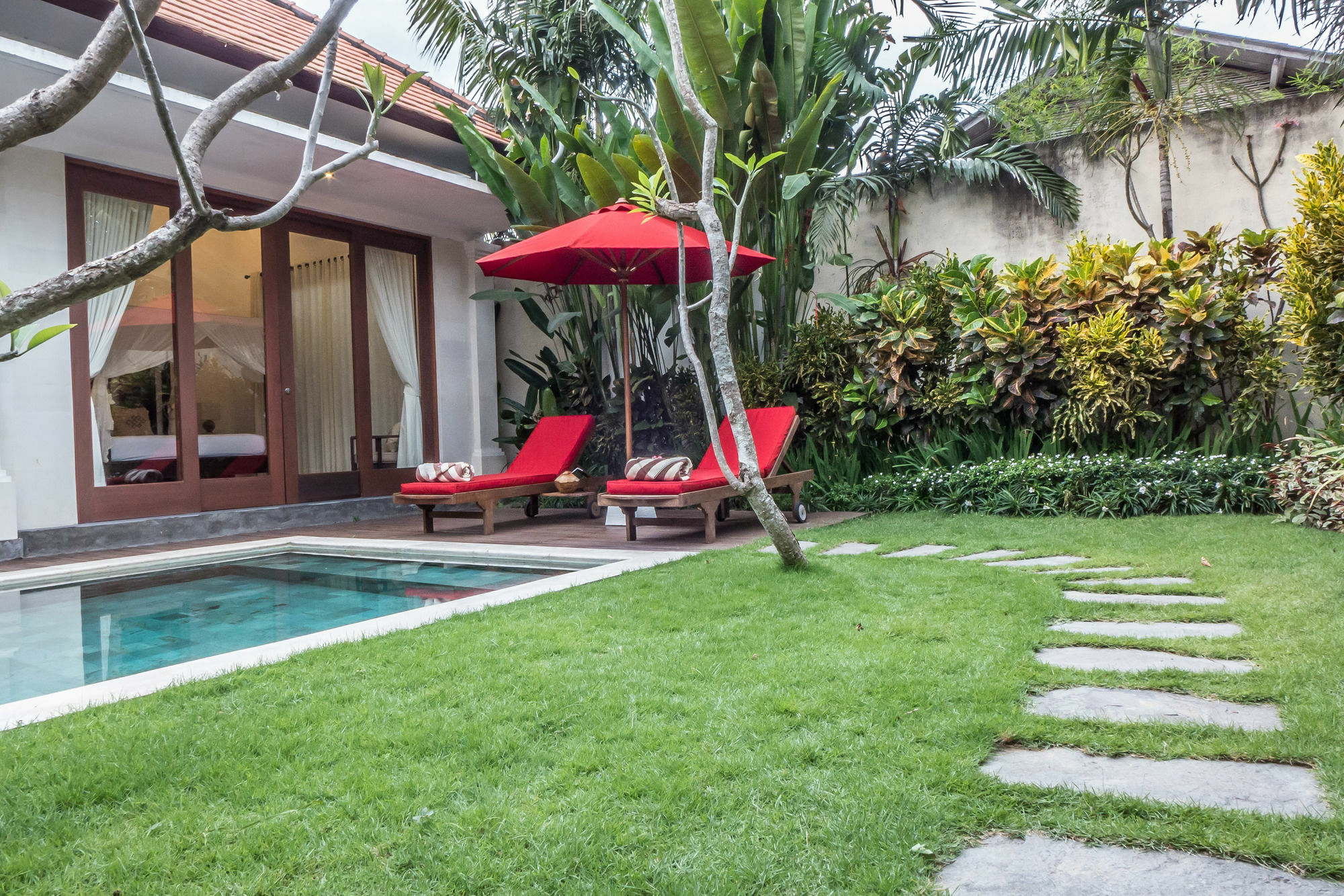 Sekar Agung - Outskirt Villa
