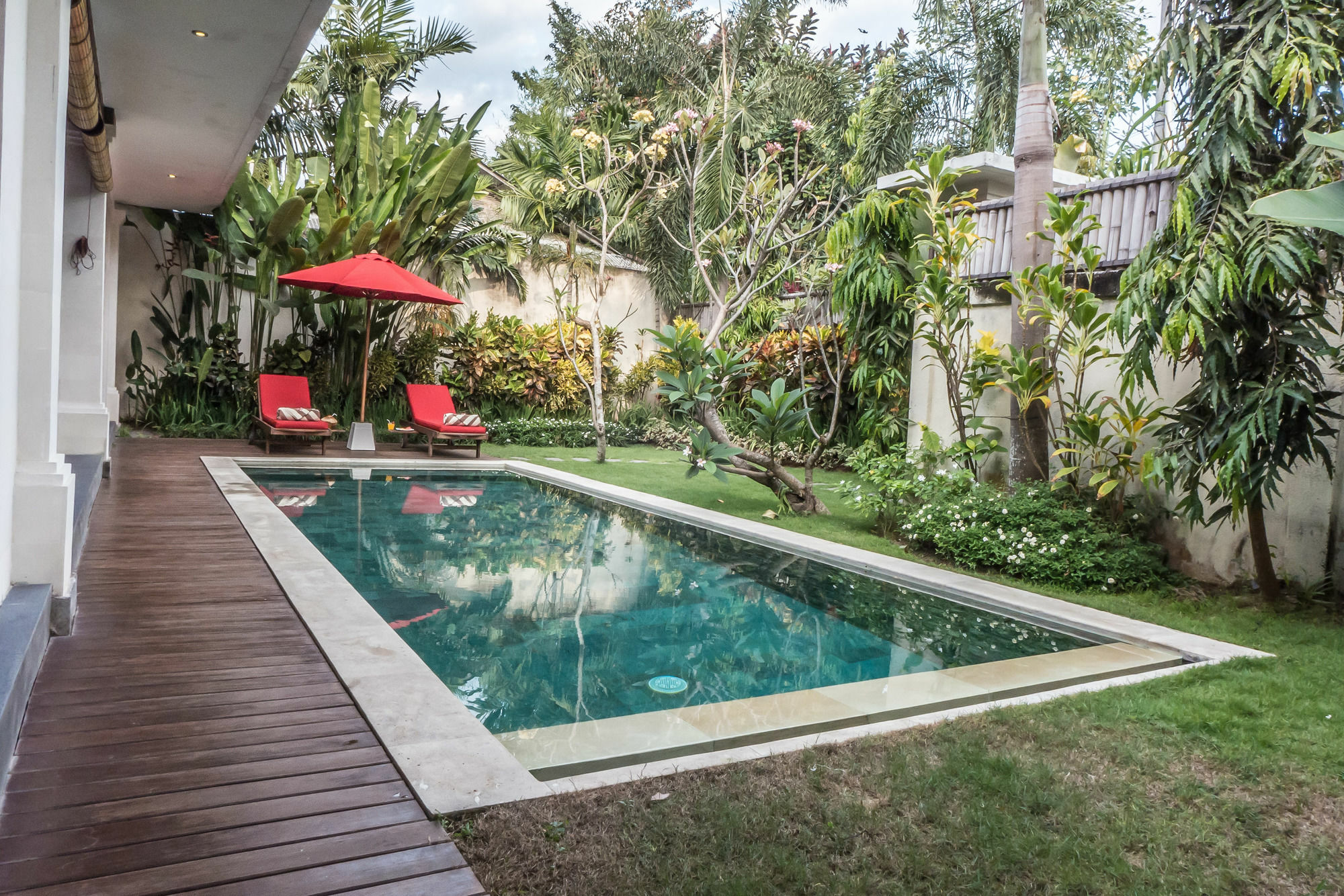 Sekar Agung - Outskirt Villa Seminyak (Bali)